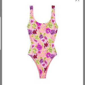 🌺 New Victoria's Secret Swimsuit One Piece Floral